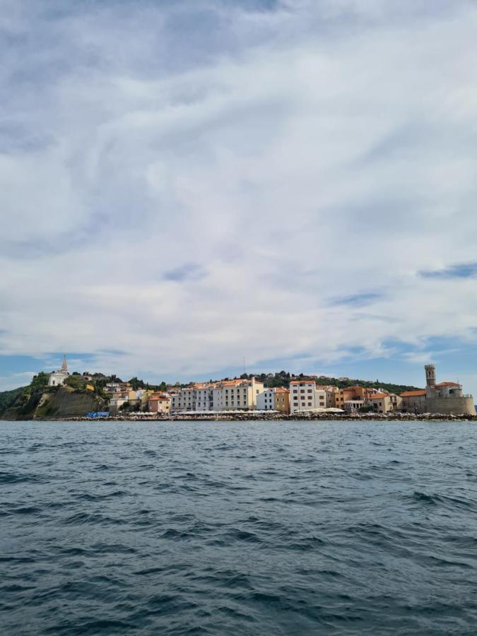Apartmaji Mila Piran Lägenhet Exteriör bild