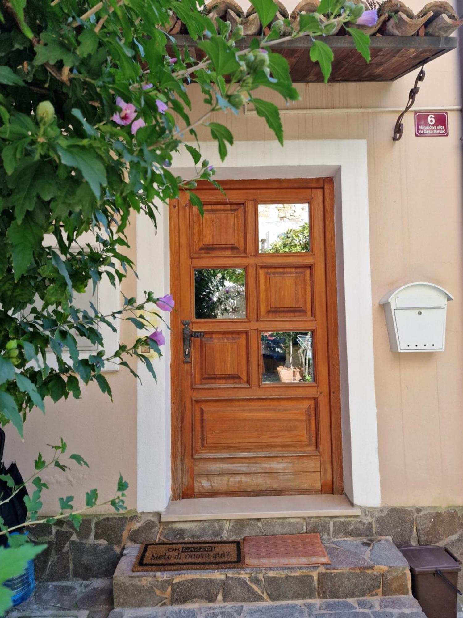 Apartmaji Mila Piran Lägenhet Exteriör bild